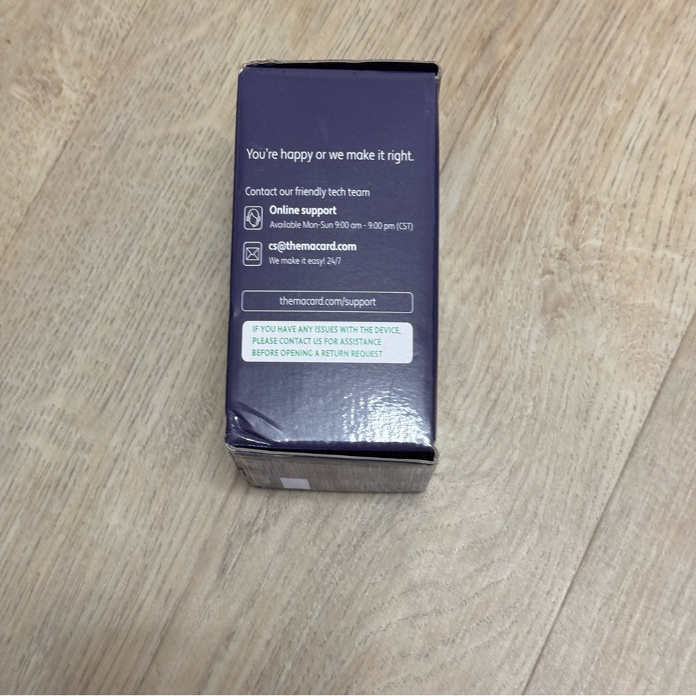 White Wi-Fi Range Extender - Picture 5 of 6